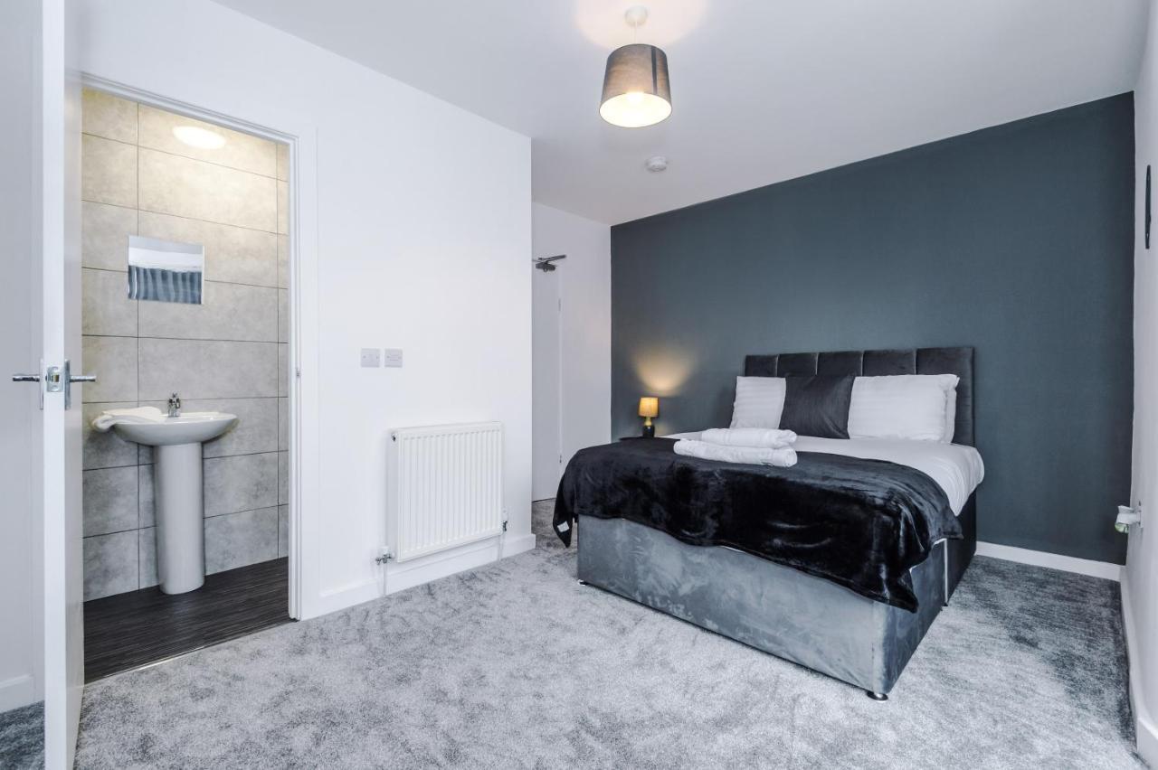 Cosy 3 Bed 3 Bath House - Central Liverpool -Self Check-In & Free Parking! Villa Exteriör bild